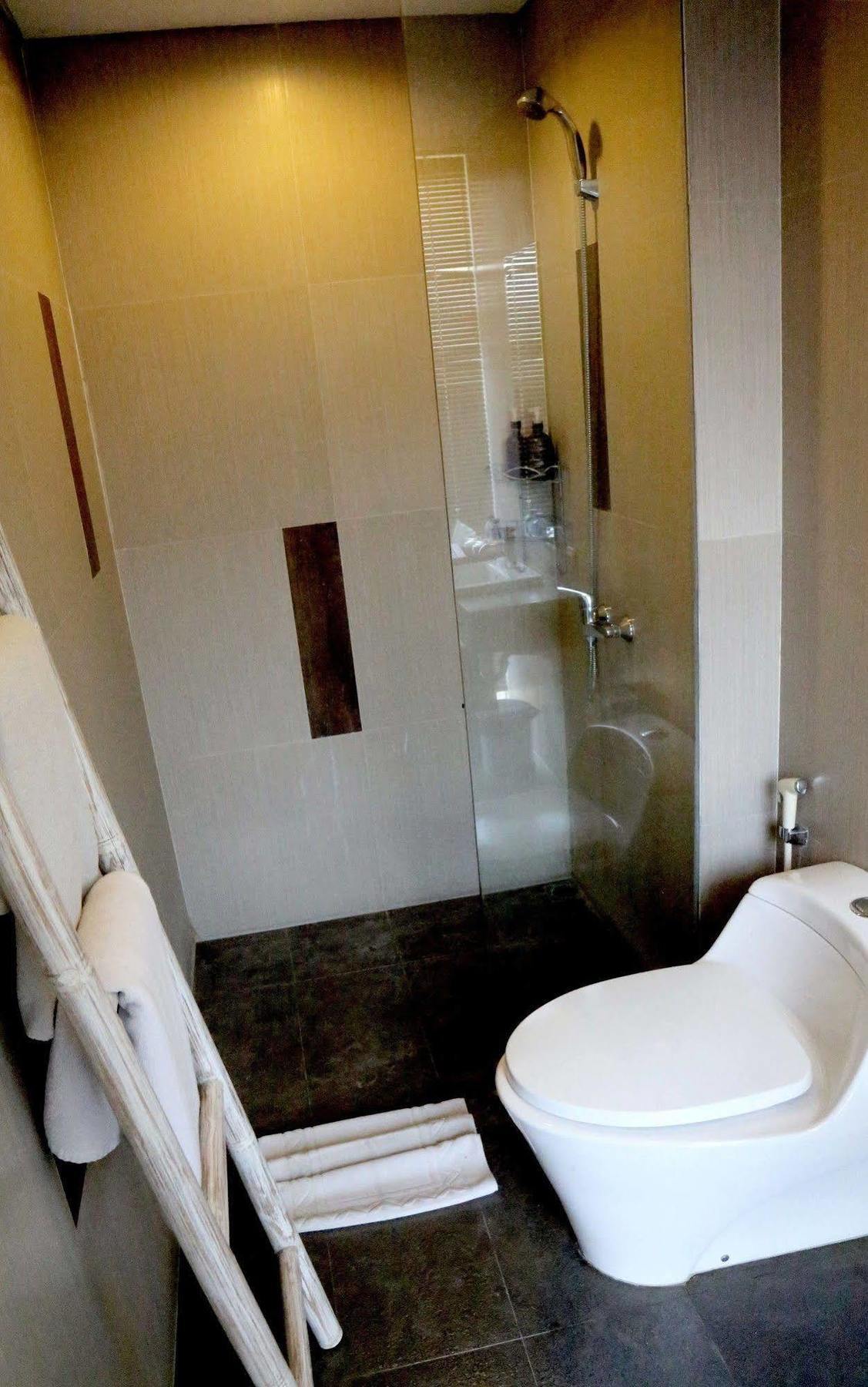 Grace And Milena Guesthouse Кута Экстерьер фото